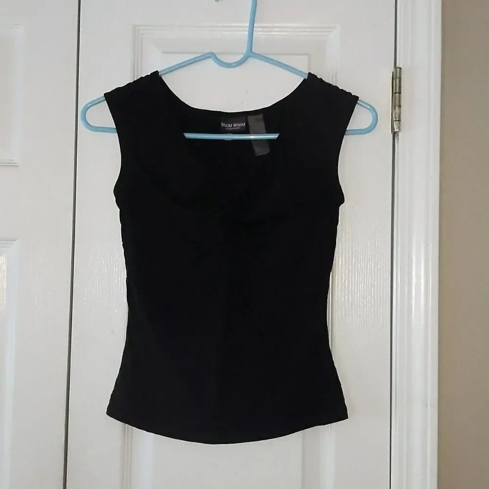 Bisou Bisou Black fitted top Sz S